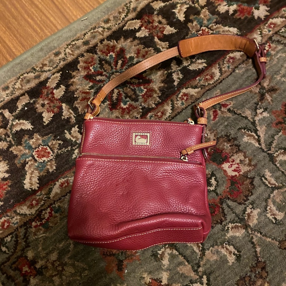 Dooney & Bourke purse